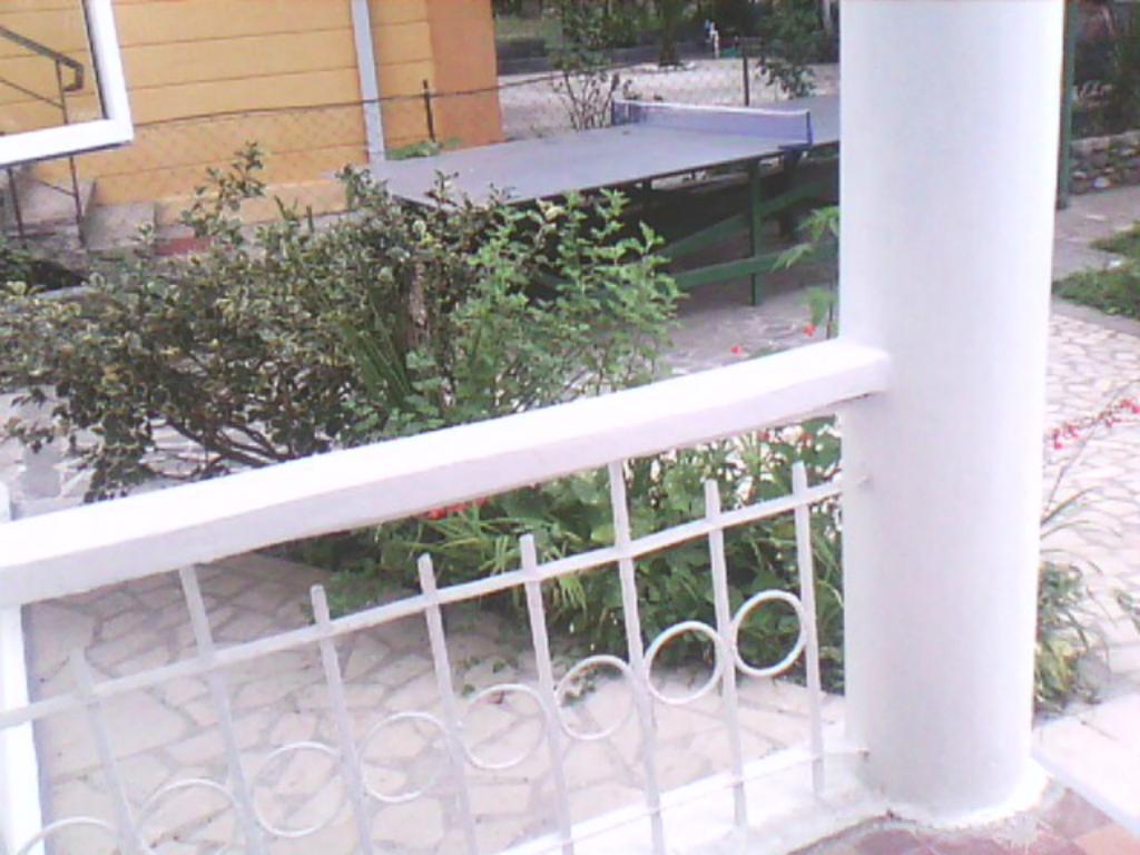 White Guest House Batumi Room photo